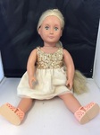 E2.1000.1: Pia - My Generation Doll