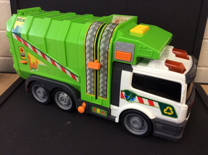 E2.200.1: Rubbish Truck