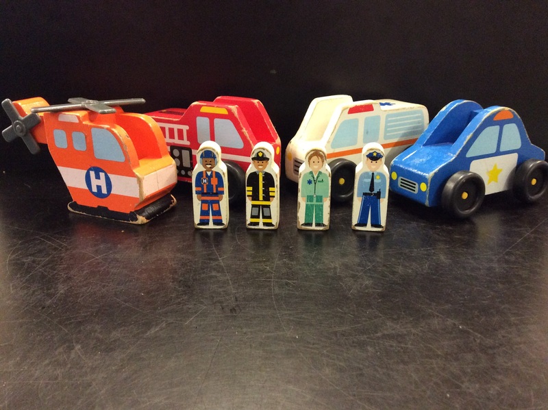 E2.101.1: Wooden Vehicles Set