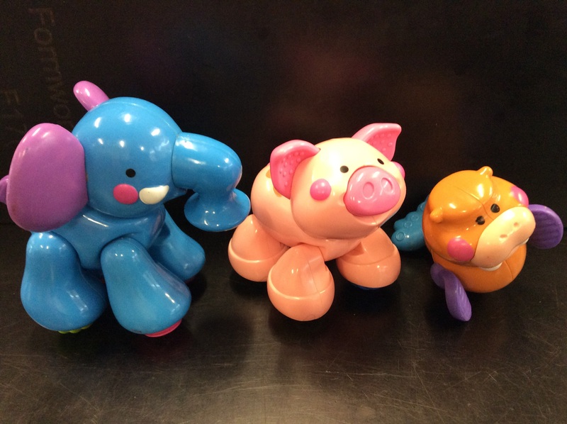 B2.008.1: Fisher Price Elephant Clicker Pal