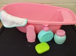 E2.983.3: Baby bath and accessories 