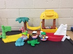 LITTLE PEOPLE PIRATE ISLANDS