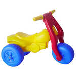 A2.415.9: Yellow Ride On