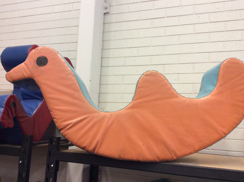 A2.271.1: LARGE FOAM CAMEL