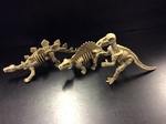 DINOSAUR SKELETON FIGURES