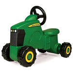 A1.034.1: JOHN DEERE RIDE ON TRACTOR