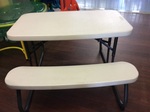 KIDS PINIC TABLE