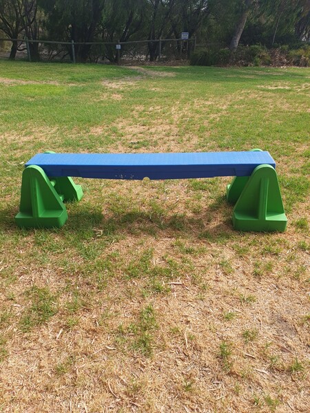 325: Funboard with Trestle
