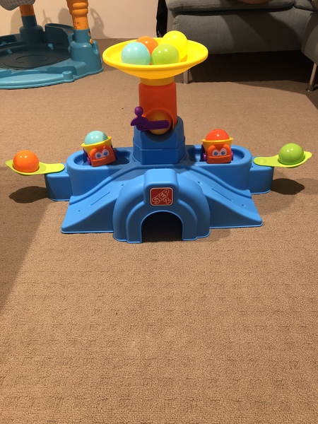 762: Ball buddies tunnel tower