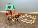 LITTLE TIKES PLAY STABLE