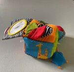 VHF- 1055: Cube Rattle