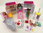 Barbie Ambulance & Care Clinic