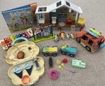 Bluey's Beach House, 4WD & Dr Bluey's Bag Set