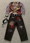 Costume:  Pirate