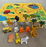 Safari Mat Animal Playset