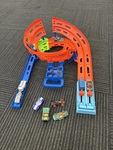 Hot wheels track and cars