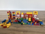 1081: Duplo farm yard building blocks