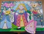 Princess dress-up mix and match puzzle