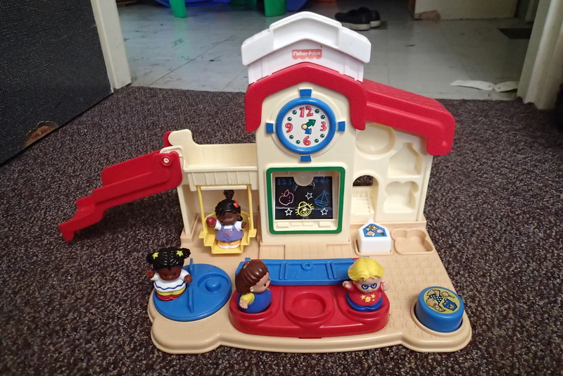 H25: Fisher price school