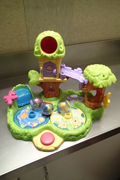 BT79: Fisher Price Jungle Tree House