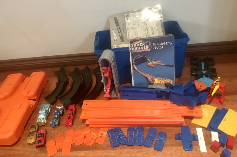 164: Hot Wheels Track Builder Stunt Box