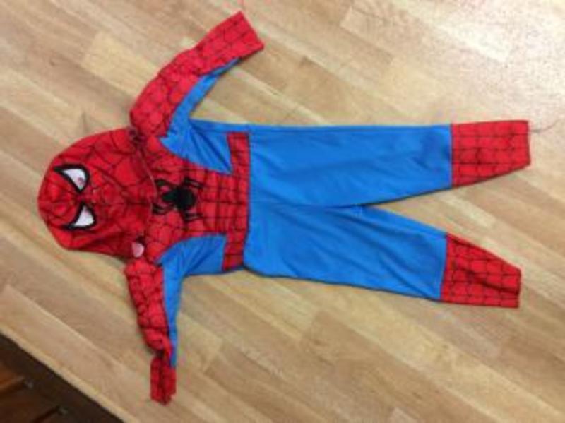 1852: Spider Man Costume