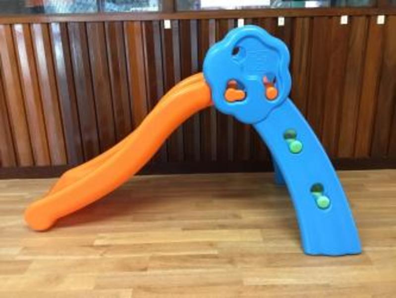 2162: Quickfold Slide