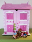 Cottage Dollhouse
