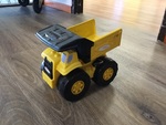 yellow tonka truck
