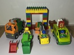 Duplo trucks depot