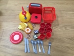 1475: Red kitchen set