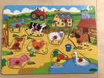 2507: Cartoon Farm Animals Peg Puzzle