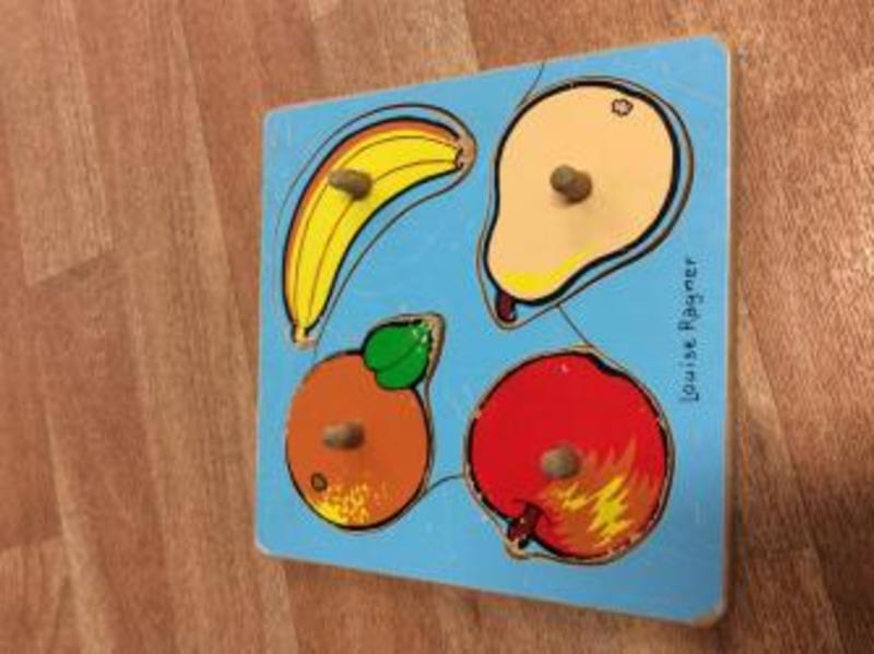 840: Fruit Wooden Peg Puzzle