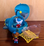 Octonauts Gup-A Vehicle with Captain Barnacles and Dashi Dog