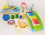 1053: Musical Instrument Set