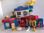 28: FISHER PRICE MAIN STREET