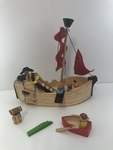 691: Wooden Pirate Ship