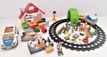 PLAYMOBIL COUNTRY TOWN