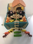 WOODEN NOAHS ARK