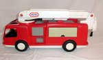 LITTLE TIKES BIG FIRE TRUCK