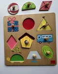 GOULA 9 piece shapes puzzle