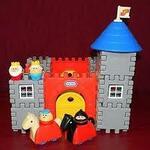 Little Tikes Wee Waffle Castle