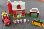 Little People Stable/Farm Set
