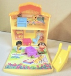 Fisher Price Dora Go Adventure School House