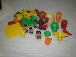 Lego Duplo Dinosaur & Cavepeople Set