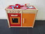 Kitchen Unit & Utensils