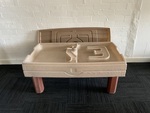 32: Large sand water table 01