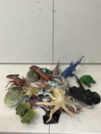 482: Plastic sea creatures 