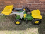 Tractor 4 wheels yellow seat and bucket 