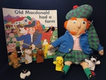 Old Macdonald Had a Farm Story Book with Puppets
